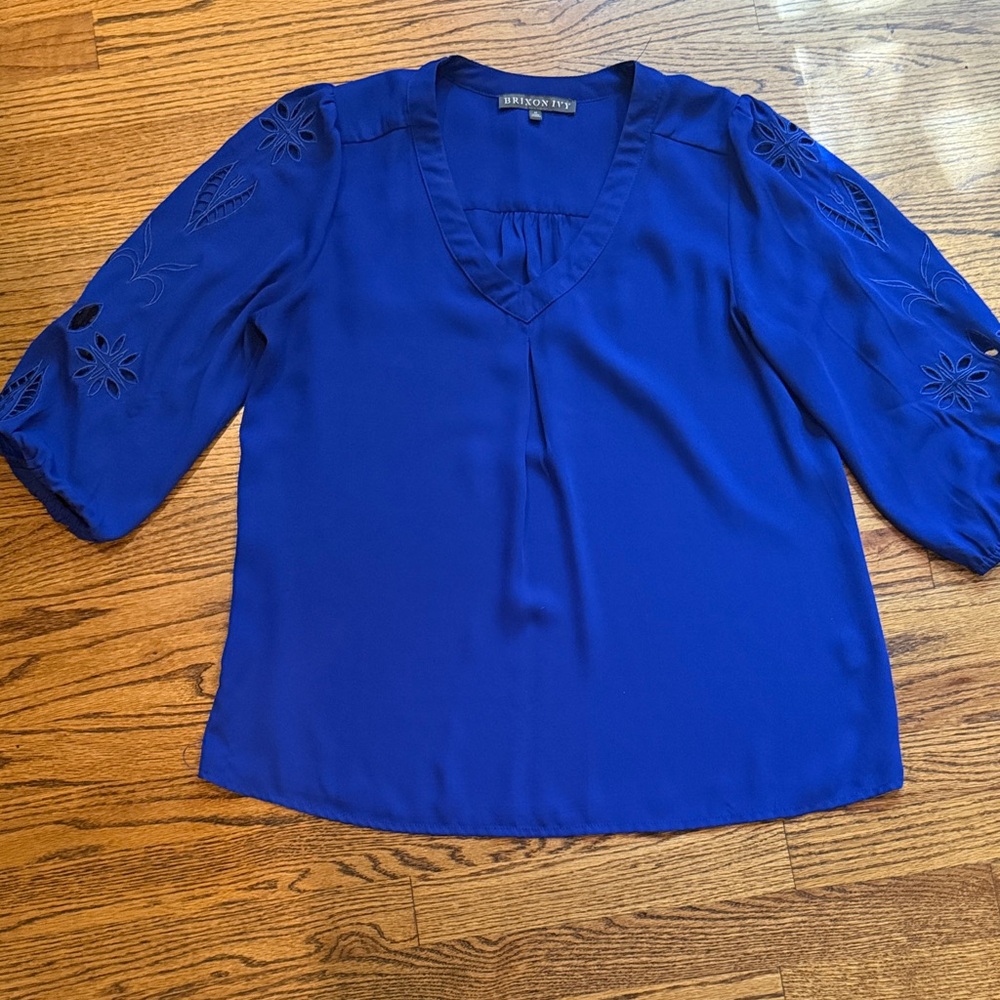 Brixon Ivy Blue V-Neck Blouse with Eyelet Sleeve Detail